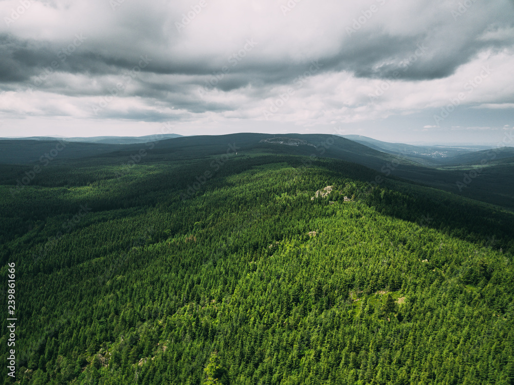 Panorama gór z powietrza