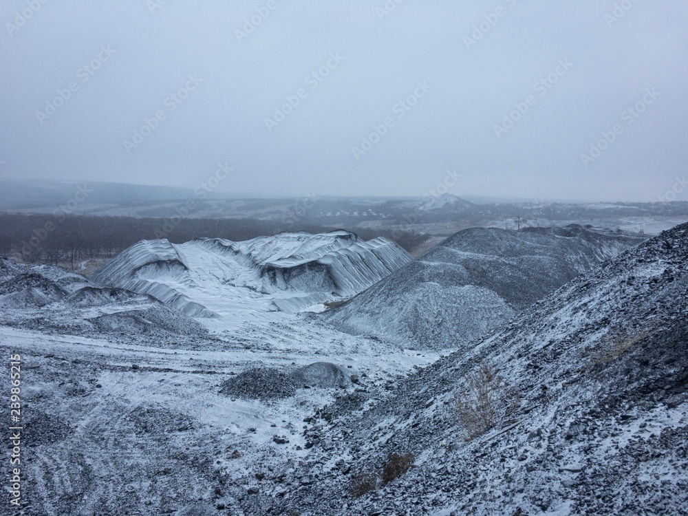 Obraz premium mountains covered by snow