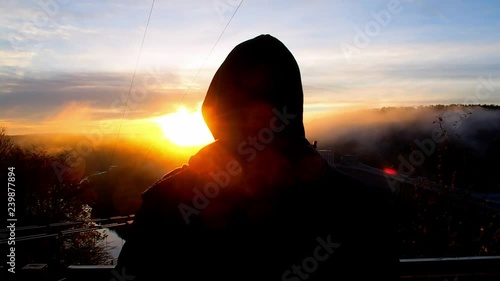 sunrise titan rt/hanging bridge photo