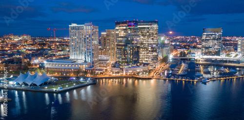 Obraz na płótnie Aerial View Over Baltimore Downtown City Skyline Inner Harbor w salonie