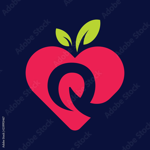 Letter Q Fruit Love logo