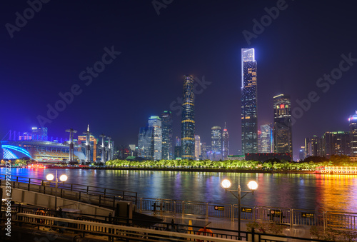 Noc w mieście Guangzhou, Chiny