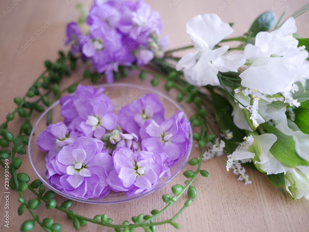 春の花飾り 春の花飾り