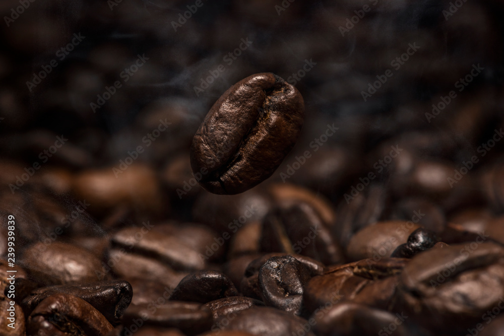Fototapeta premium コーヒー豆を焙煎
