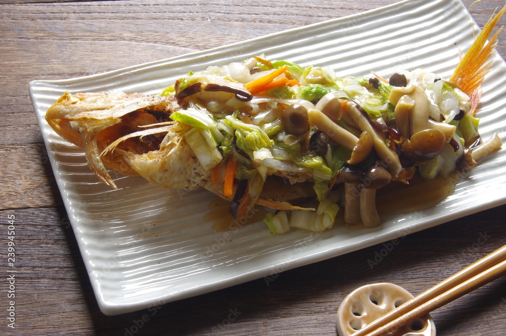 イトヨリダイの唐揚げ 野菜餡かけ 白身魚の野菜餡かけ 魚の唐揚げ野菜餡かけ 魚料理 Stock Photo Adobe Stock イトヨリダイの唐揚げ 野菜餡かけ 白身魚の野菜餡かけ 魚の唐揚げ野菜餡かけ 魚料理 Stock Photo Adobe Stock