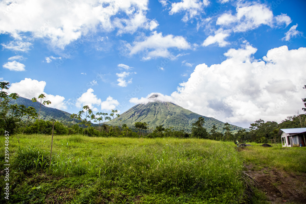 Obraz premium Arenal Volcano