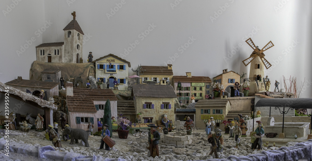 santon de Provence , crèche de noël en Provence avec la reproduction d 
