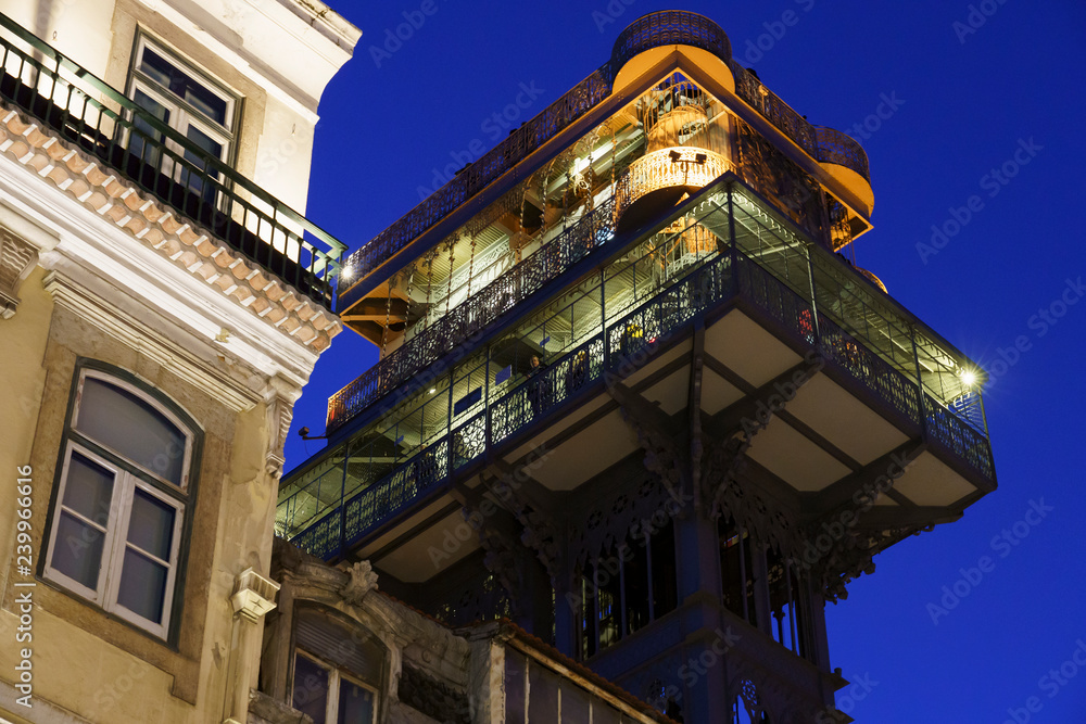 Elevador de Santa Justa in der Baixa von Lissabon, Portugal Elevador de Santa Justa in der Baixa von Lissabon, Portugal