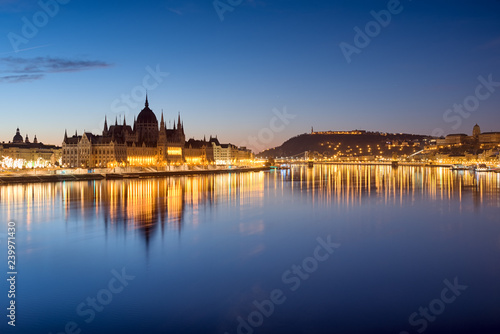 Night view of Danube river in Budapest featuring Hungarian Parliament