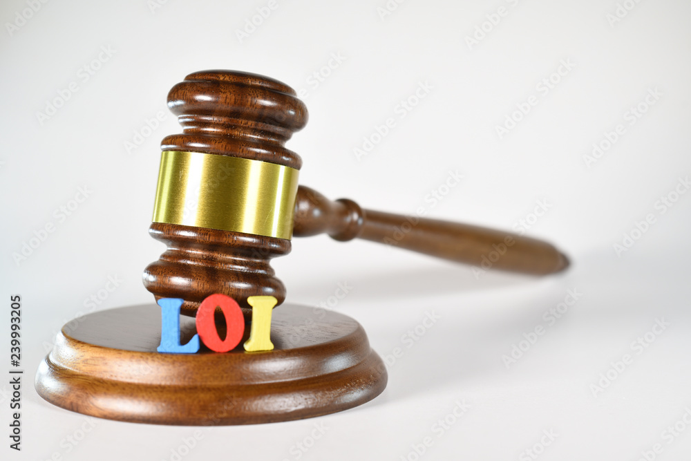 marteau loi enchere justice decision jugement marteau loi enchere justice decision jugement