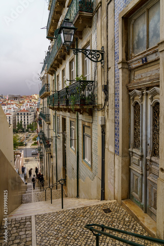 Gassen im Lissaboner Stadtteil Mouraria, Lissabon, Portugal