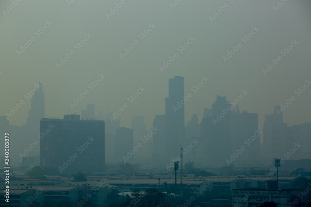 Naklejka premium Office building under smog in Bangkok
