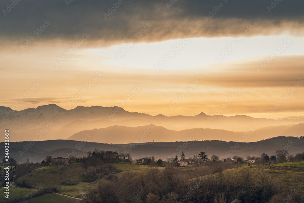 coucher de soleil sur les Pyrénées
