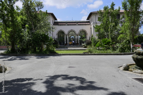 Mansion Driveway