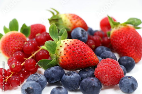 fresh mixed berries