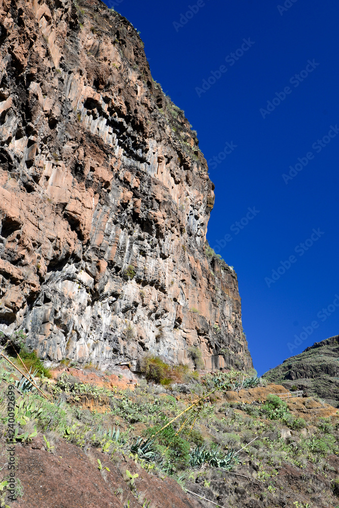 La Gomera: hinking from Alajeró to Imada, througth the Canyopn de Guarimiar and up to the Cabezo de las Vetilas La Gomera: hinking from Alajeró to Imada, througth the Canyopn de Guarimiar and up to the Cabezo de las Vetilas