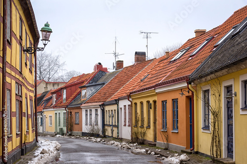 Obraz na płótnie Small street in the Swedish city of Ystad w salonie