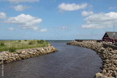 Flussmündung in Saeby im Norden Dänemarks photo