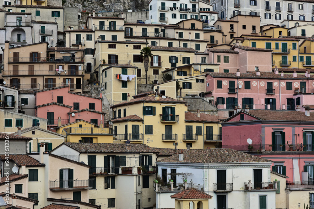 The village as a crib: Muro Lucano, southern Italy