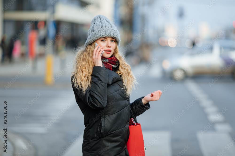 Woman Talking On Phone Walking On The Street. Portrait Of Stylish Smiling Business Woman In Winter Clothes Calling On Mobile Phone. Female Winter Style. - Image Woman Talking On Phone Walking On The Street. Portrait Of Stylish Smiling Business Woman In Winter Clothes Calling On Mobile Phone. Female Winter Style. - Image