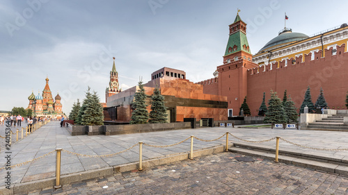 Basilius Kathedrale, Lenin Mausoleum und Erlöserturm am Roten Platz in Moskau