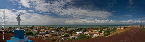 Virgen del pueblo de coche