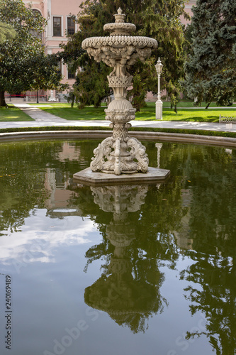 Fountain in the garden of the Sultan's Palace
