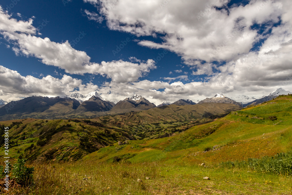 Fototapeta premium Cordillera Blanca