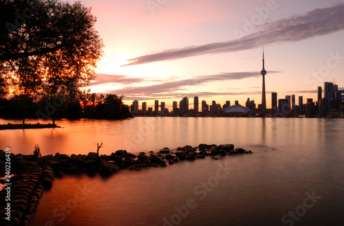 Toronto CN Tower Sonnenuntergang / Abendrot