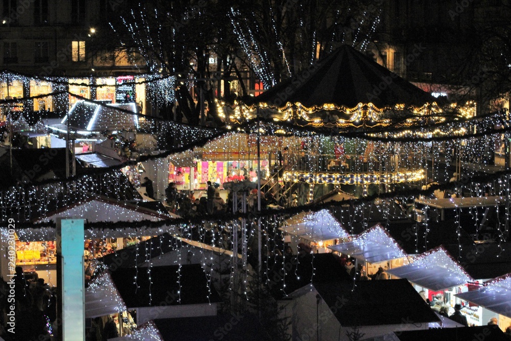 Obraz premium MARCHE DE NOEL DE SAINT ETIENNE - LOIRE - FRANCE
