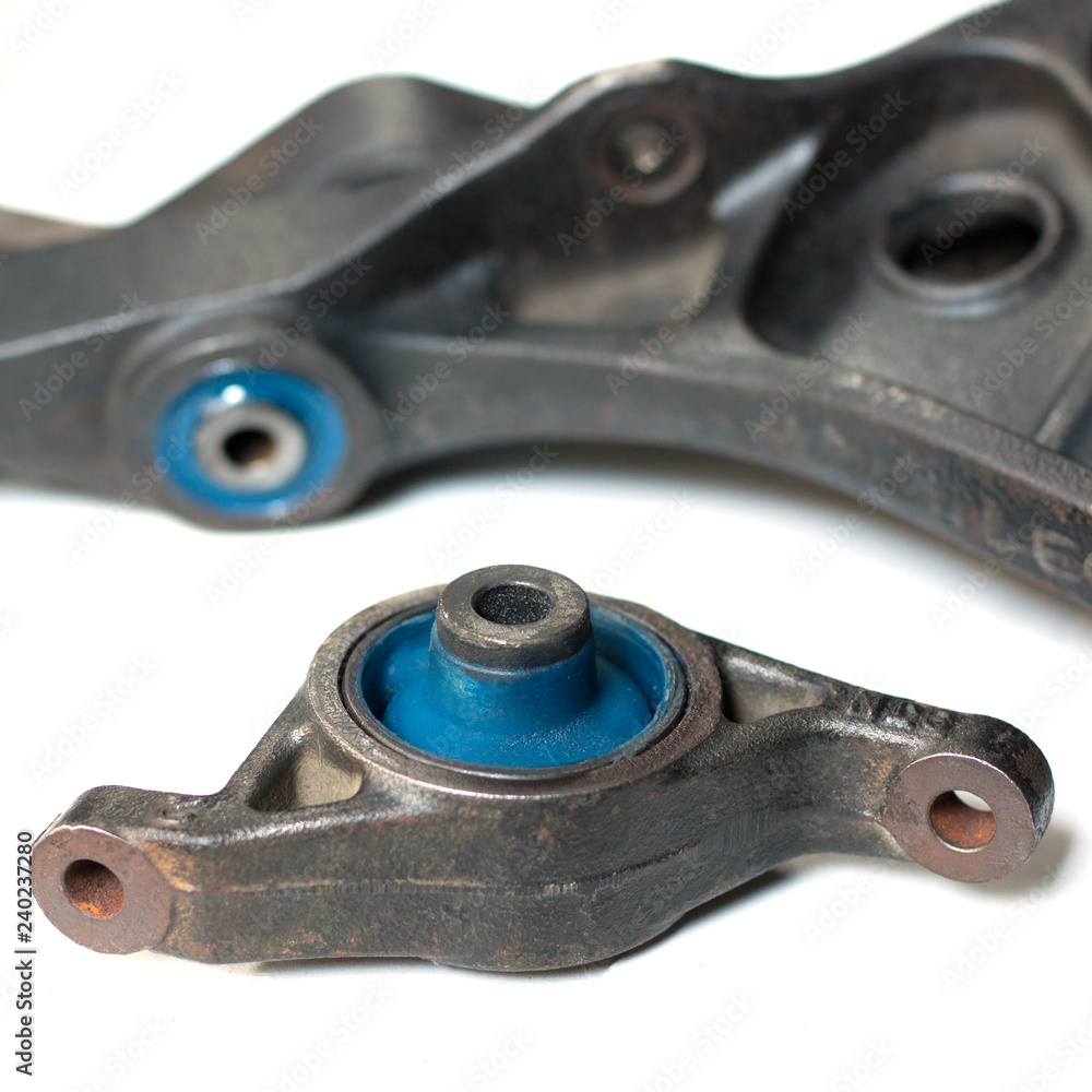 Silent block. Engine mount repaired Silent block. Engine mount repaired