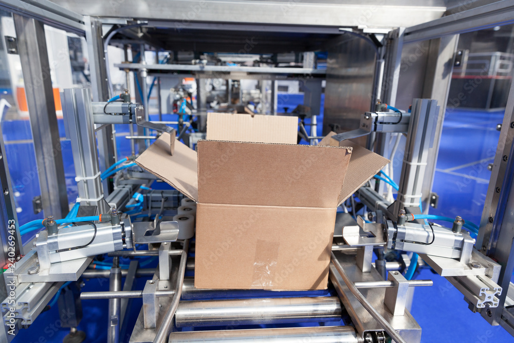 Automatic cardboard package box packaging machine Automatic cardboard package box packaging machine