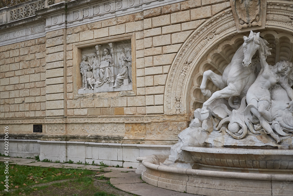 Fototapeta premium Bologna, Italy - December 18, 2018 : View of Fontana della Ninfa e del cavallo marino
