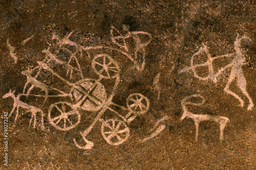 obraz starożytnych ludzi na ścianie jaskini, historia starożytności, archeologia. starożytna nauka.