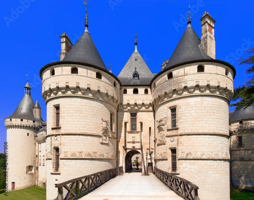 france, loire castles : chaumont castle, outside