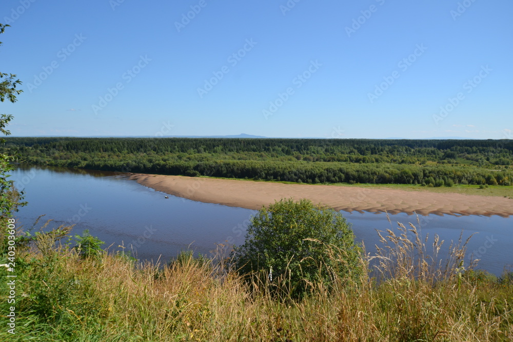 Север Пермского края: река Колва и гора Полюдов камень