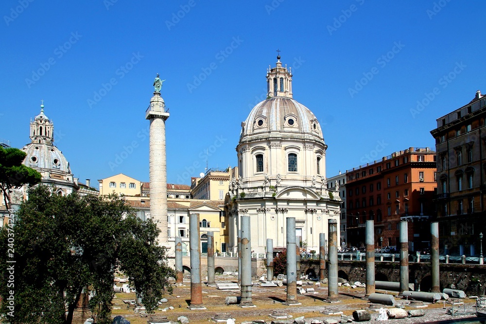 Trojan column, churches of Santa Maria di Loreto, rome, italy,architecture, church, cathedral, building, dome, religion, basilica, landmark, monument, old, history, historic, catholic,