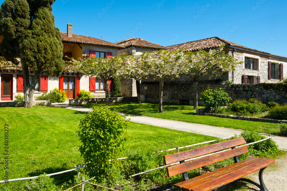 Obraz premium Picturesque tourist attraction of the village of Pujols, Lot-et-