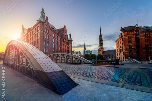 Pickhubenbrücke im Sonnenuntergang