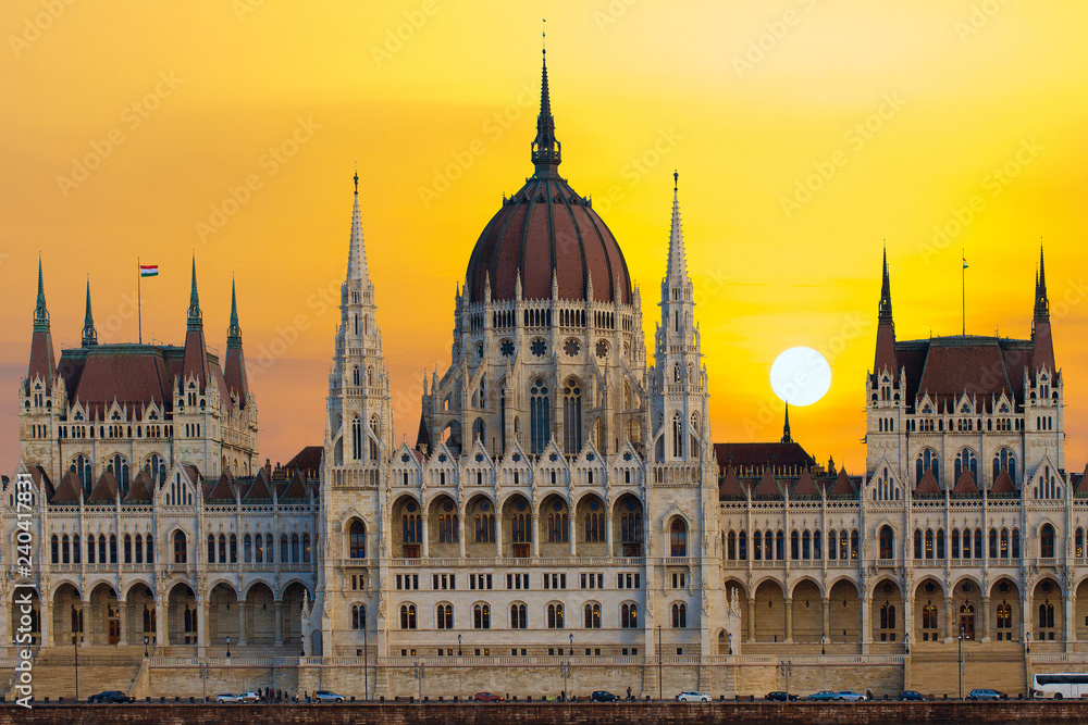 Fototapeta premium Hungary, Budapest Parliament view from Danube river 