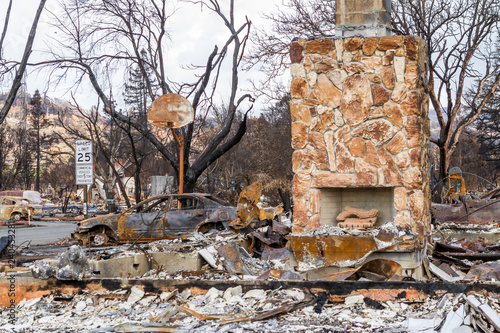 Crying into the Viewfinder: One Month After the 2017 Sonoma County Wildfires