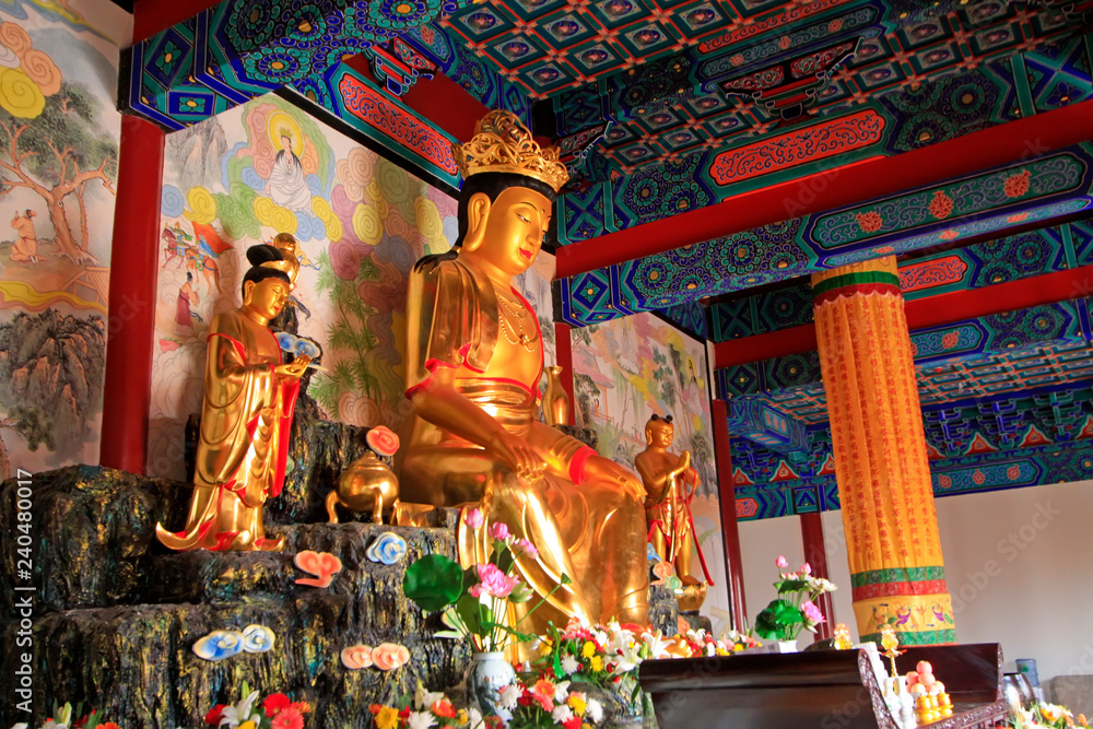 Bodhisattva golden body sculpture in Hengshan Dajue Temple, Luan County, Hebei Province, China