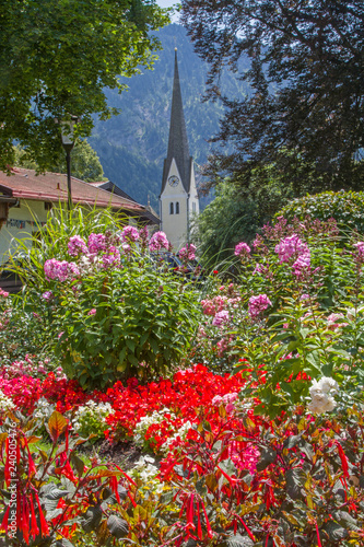 Kirche und Kurpark in Bayrischzell photo