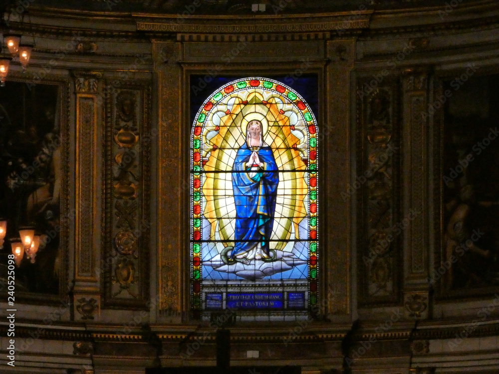 Catedral de Santa María Asunta,Duomo di Pisa, en la Piazza dei Miracoli, católica romana medieval dedicada a la Asunción de la Virgen, arte románico.