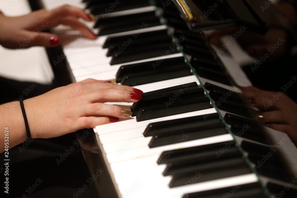 touches d'un piano1 touches d'un piano1
