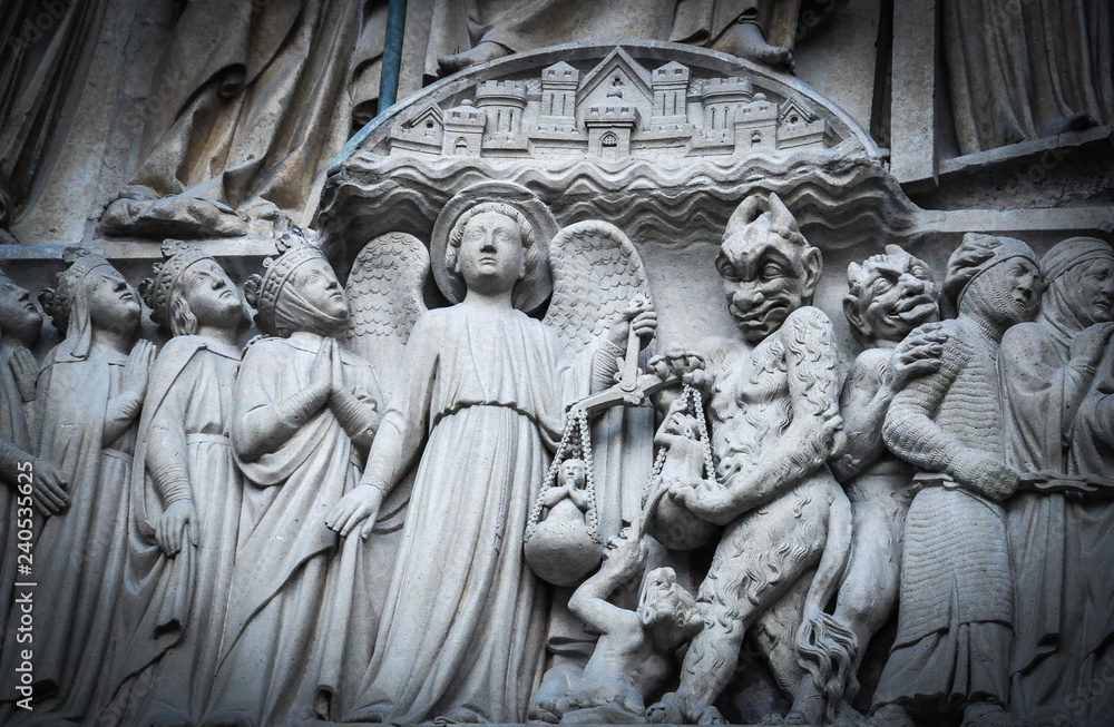 Obraz premium Notre-Dame Cathedral in Paris, France, the most famous of the Gothic cathedrals of the Middle Ages.
