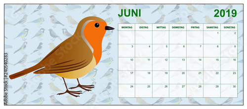 June 2019 calendar on german with an European robin in the middle