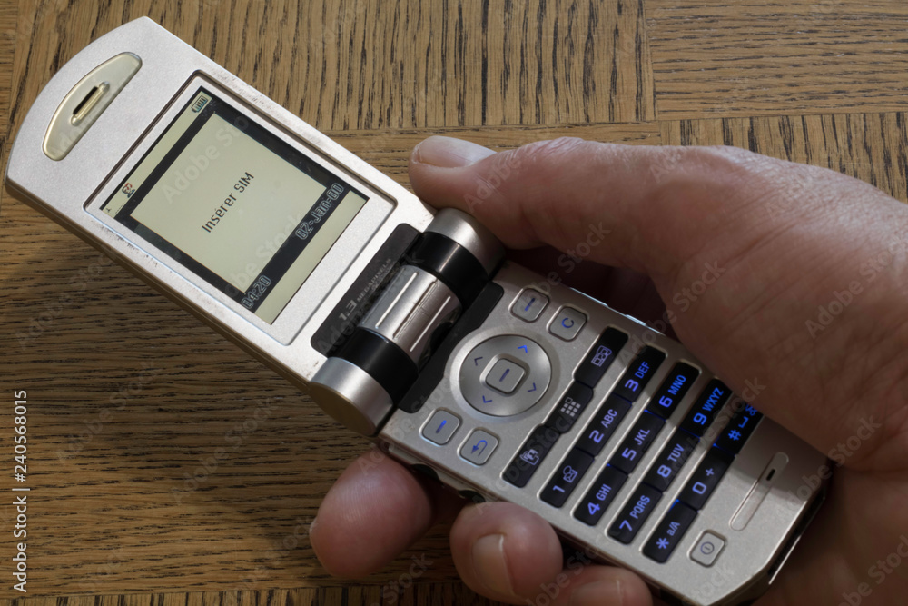 Téléphone portable, GPS, calculatrice, prise chargement Téléphone portable, GPS, calculatrice, prise chargement
