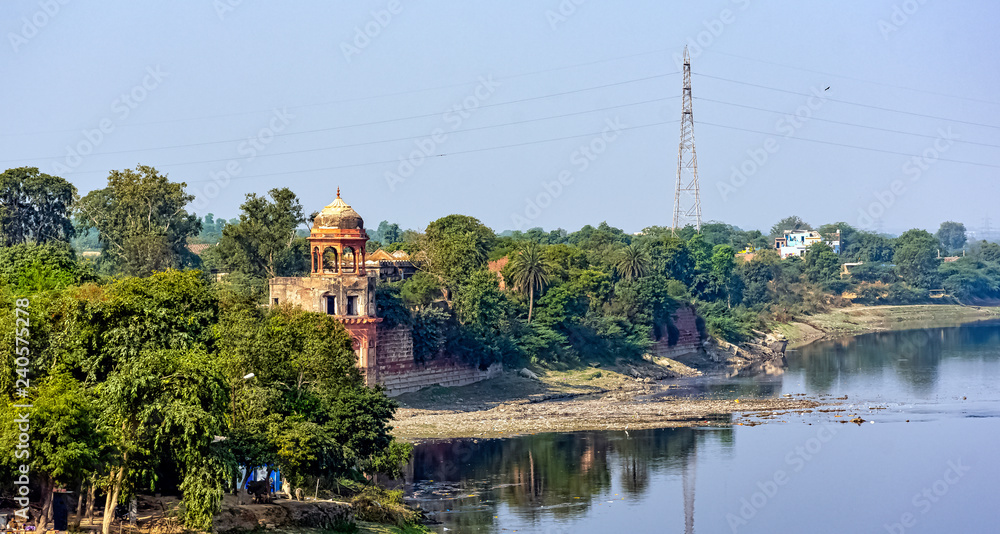 Panoramic view of Yamuna River in Agra, Uttar Pradesh, India Panoramic view of Yamuna River in Agra, Uttar Pradesh, India
