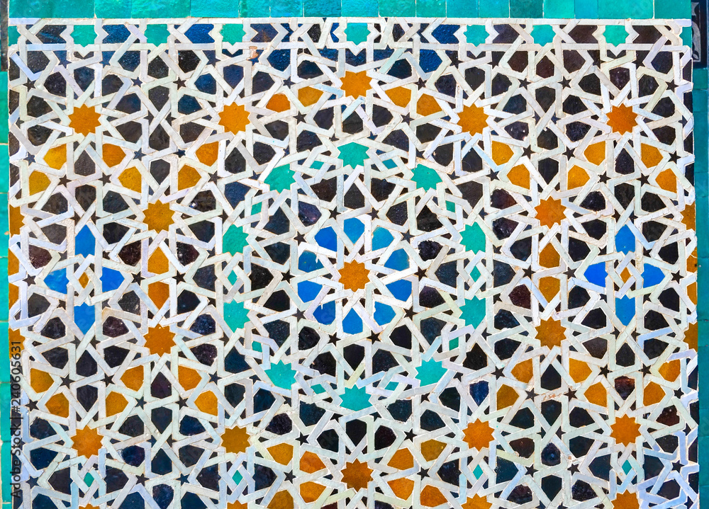 Foto de Moroccan zellige mosaic tilework on the wall, Medina of Fez